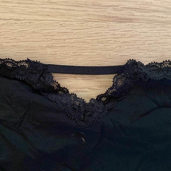 Victoria’s Secret Cheekini Panties - Picture 5 of 6